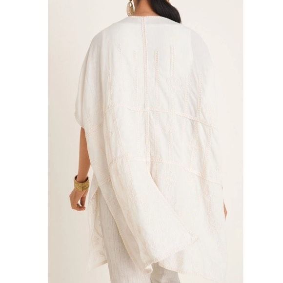 Chico’s Cream Embroidered Ruana Wrap Kimono Cardigan One Size Cotton Blend - Picture 2 of 15